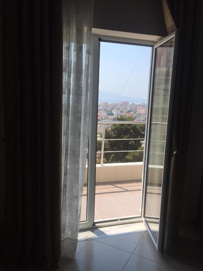 סרנדה Alexandra'S Apartments מראה חיצוני תמונה